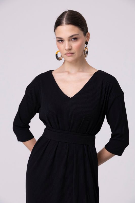 Платье трикотажное, в рубчик, черный