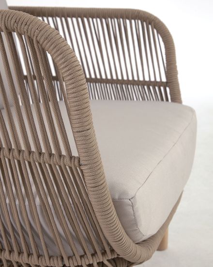Кресло Catalina из бежевой веревки и массива акации La Forma Испания
