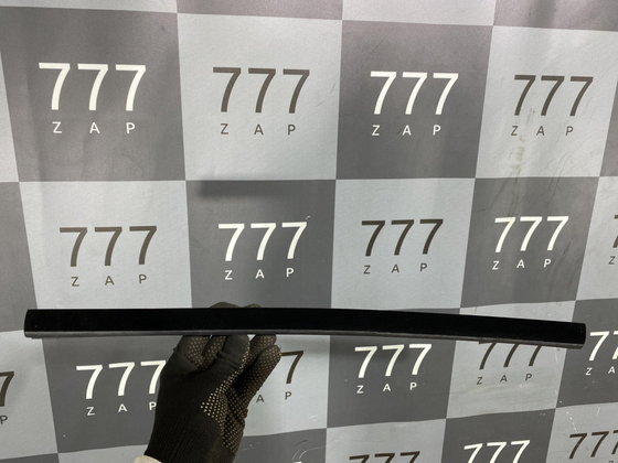 Уплотнитель стекла двери Transit Connect 02-13 Новый Оригинал 5042323