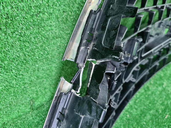 Решетка радиатора Lexus NX 1 (2017-2021) Black Vision