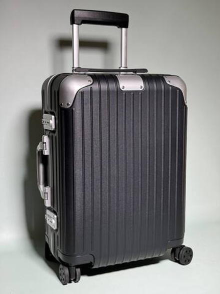 Чемодан Rimowa