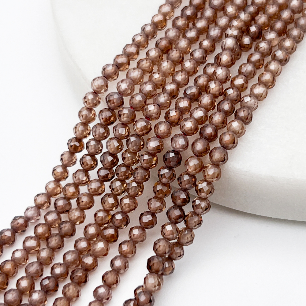 Фианит бусины (кубический цирконий), цвет кофе с молоком, размер около 3 мм, цена за нить 38 см