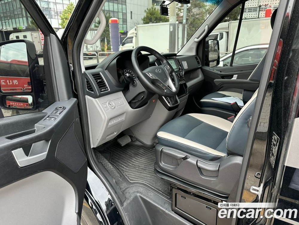 Hyundai Solati 15인승 (12.2021)