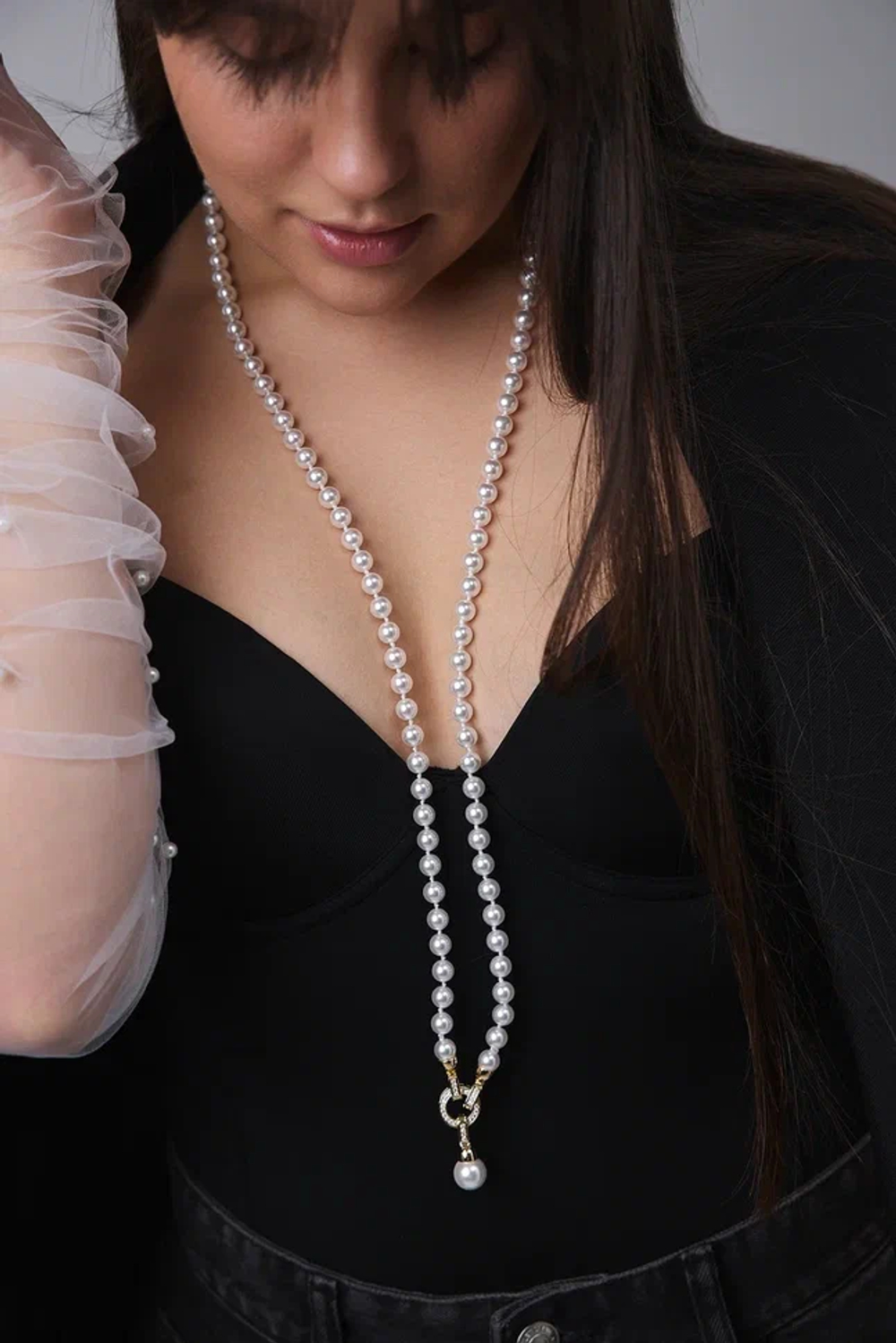 Колье "Бэль" белый жемчуг с цирконами, оттенок золото