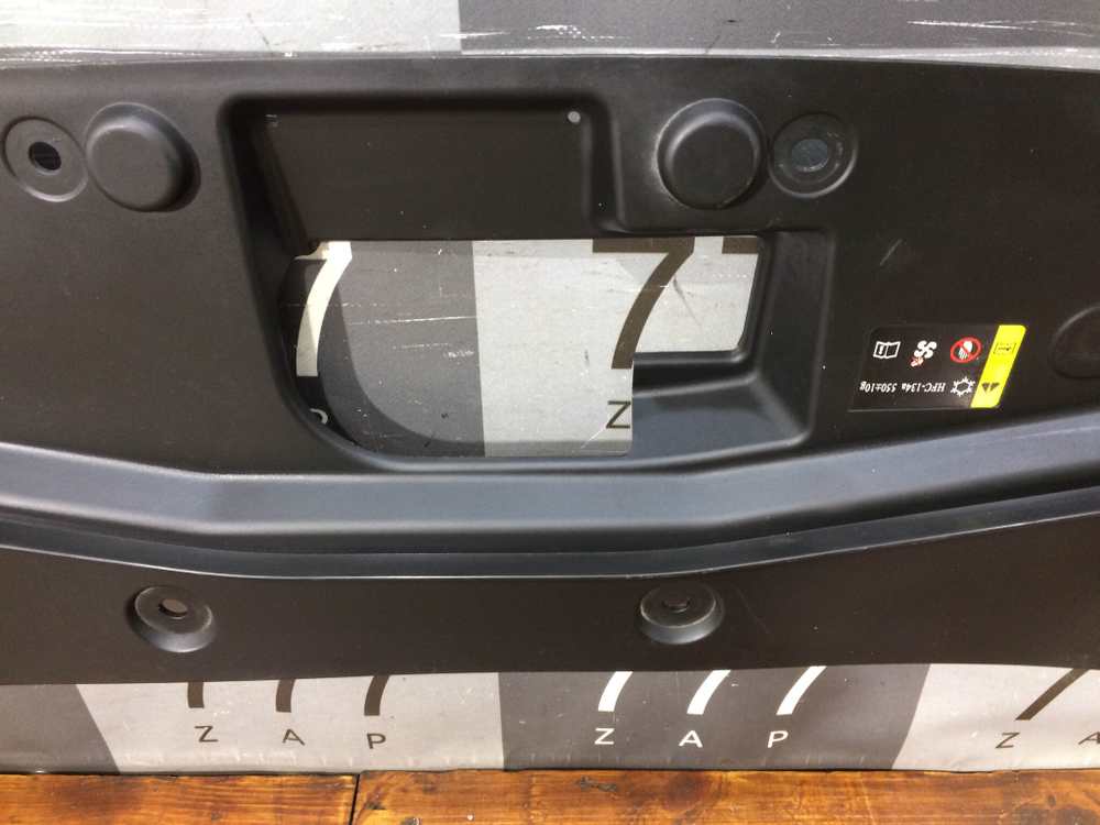 Накладка Кожух замка капота Haval F7 1 19-24 Б/У Оригинал 5509111XKQ00A