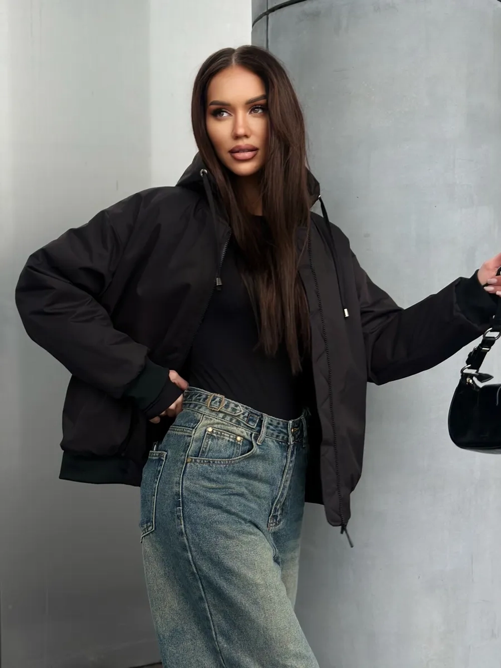 Куртка осенняя с капюшоном оверсайз