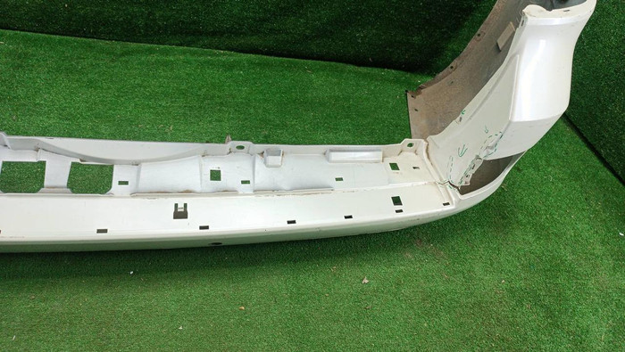 Бампер задний Toyota Land Cruiser 200 (2015-2021)