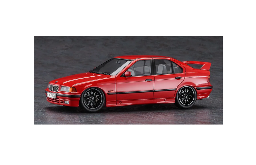 Автомобиль BMW 320i w/TRUNK SPOILER (Limited Edition) 1:24 20592