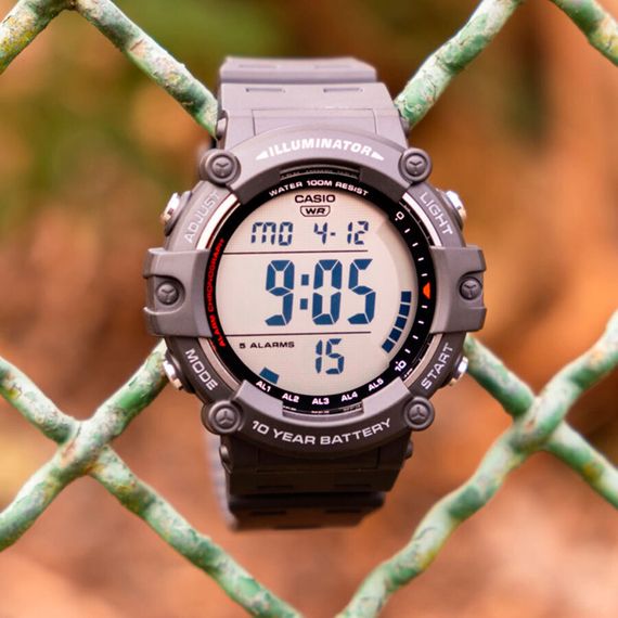 Наручные часы CASIO AE-1500WH-1A