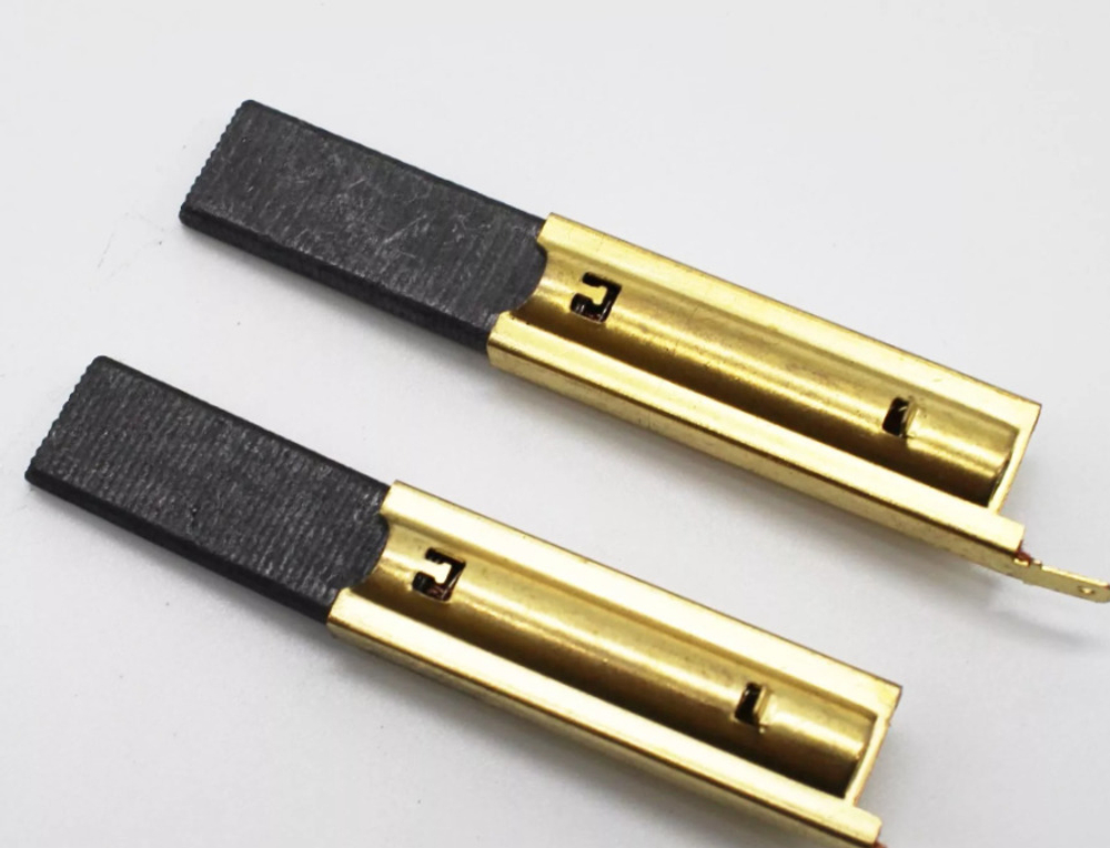 Щетки для стиральной машины 5*13,5*35 в металлическом корпусе стопор параллельный