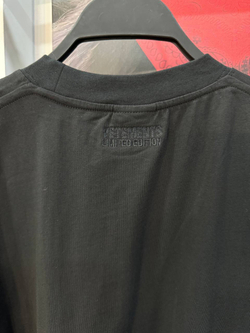 Футболка Vetements