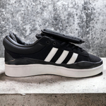 Adidas Campus • Black