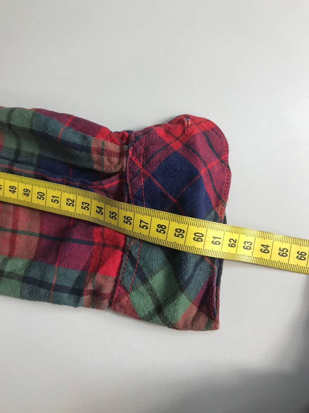 Рубашка H&M в актуальную клетку, маркировка 34, визуально 40 размер