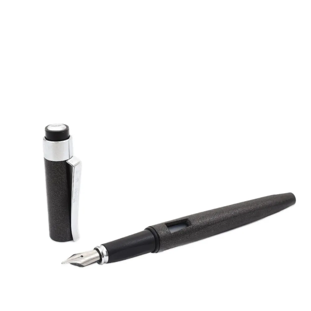 Перьевая ручка Diplomat Magnum Crow черная с пером F (D40902023) 7