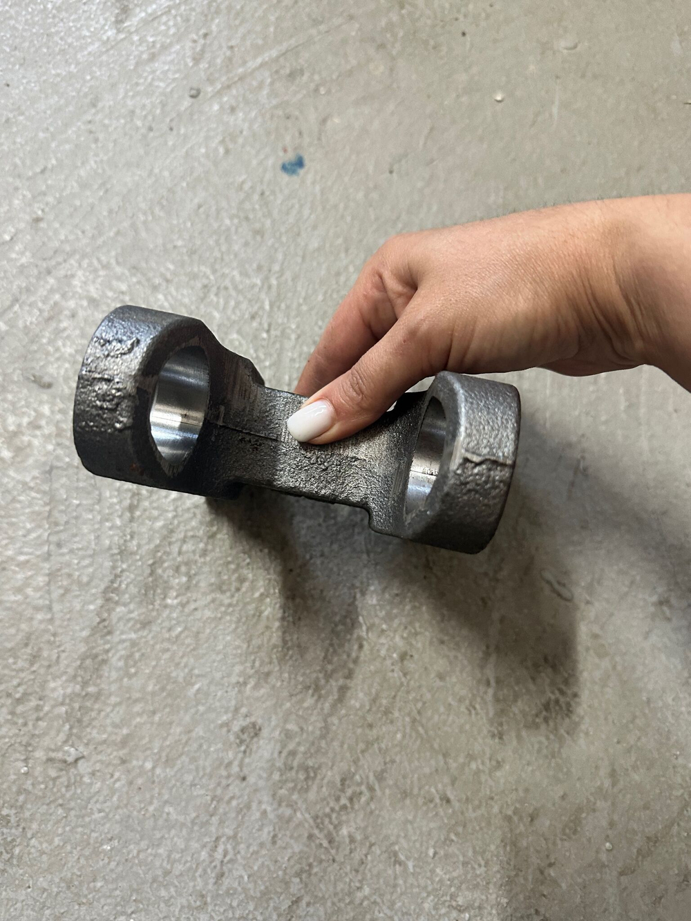 Вилка двойная кардана перед. вед. моста Т-40