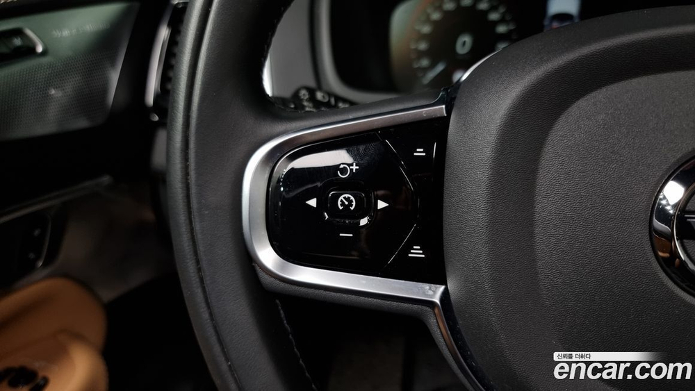 Volvo XC90 2 Generation T8 Ultimate Bright Hybrid (08.2022)