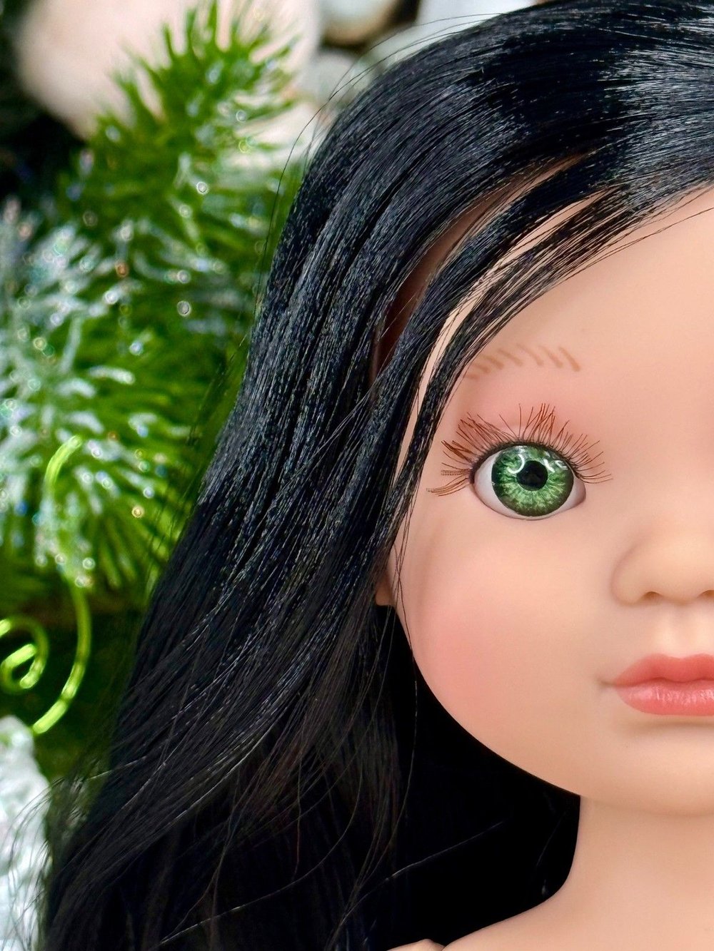 Кукла BERJUAN виниловая шарнирная 35см Ева (4834)