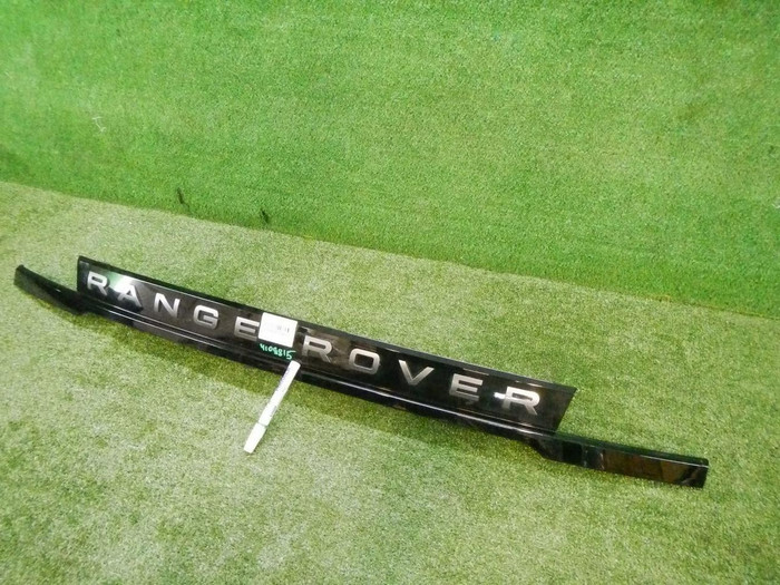 Накладка крышки багажника Range Rover Evoque 2 (2018-н.в.)