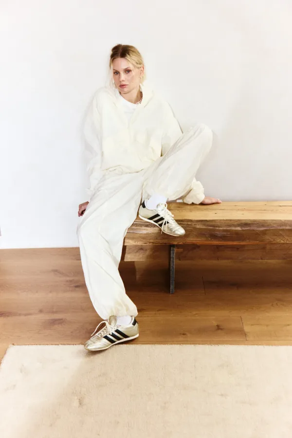 Брюки из нейлона 