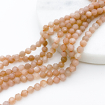 Солнечный камень граненый бусины, размер около 4,2-4,5 мм, цена за 46-47 шт (1/2 нити)