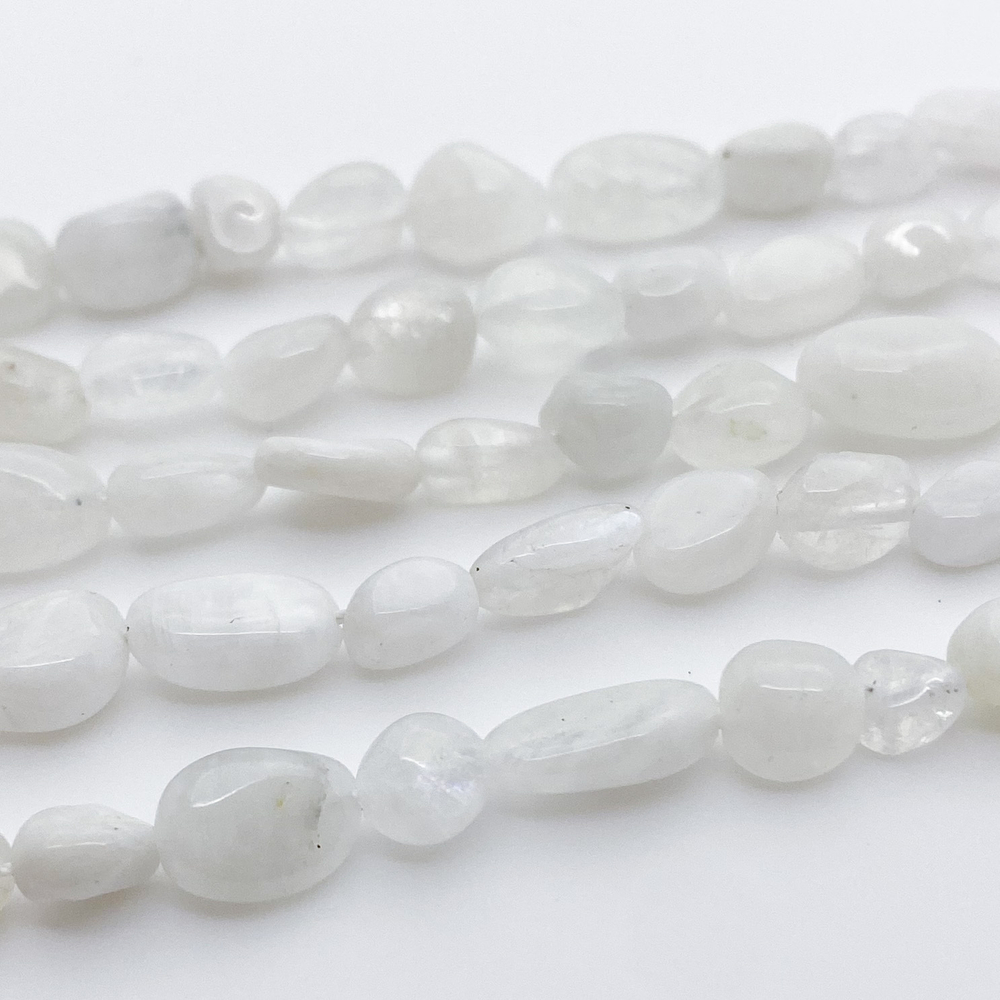 Бусины Лунный камень, галтовка, размер около 5-8 мм, цена за нить 40 см