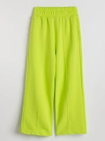 Костюм для девочки на осень