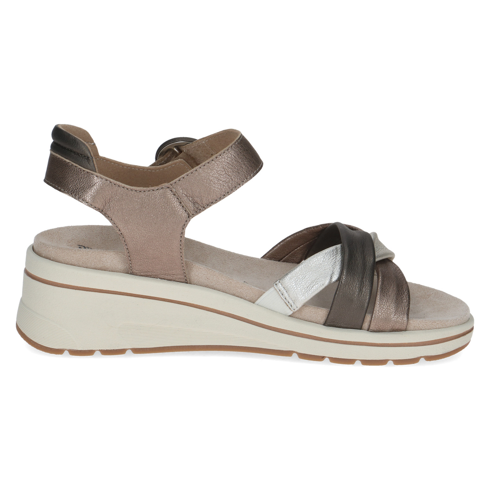 Босоножки летние на танкетке Caprice