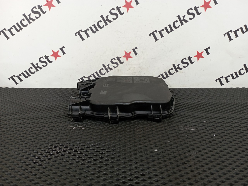 Крышка электроразъемов 2020г.