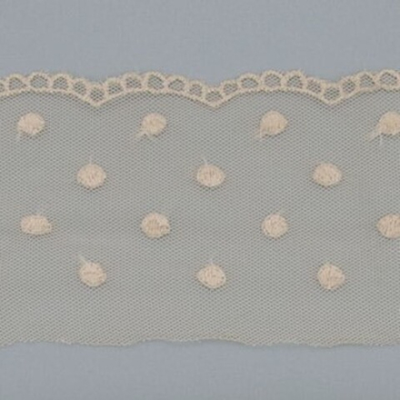 3AR823 Кружево матовое на сетке 6см*18,29м (450 бежевый)