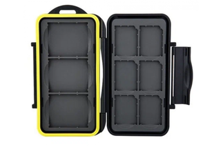 Чехлы для карт памяти