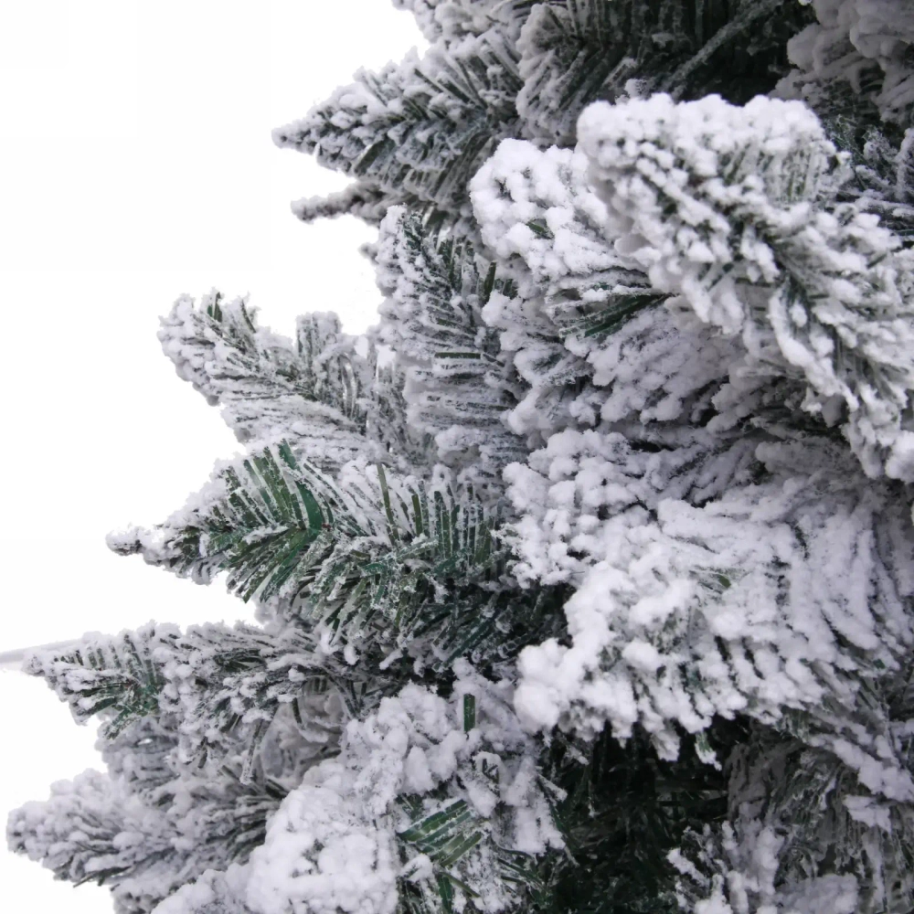 Ёлка «Снежные огни» 210 см, ПВХ с белым напылением 310 ламп LED (1222 ветки)