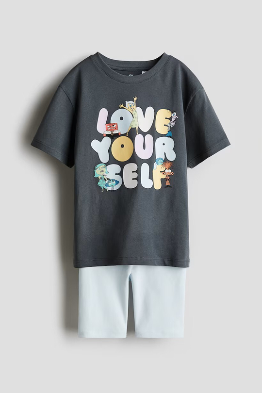 H&M Комплект из футболки и шорт с принтом, серый