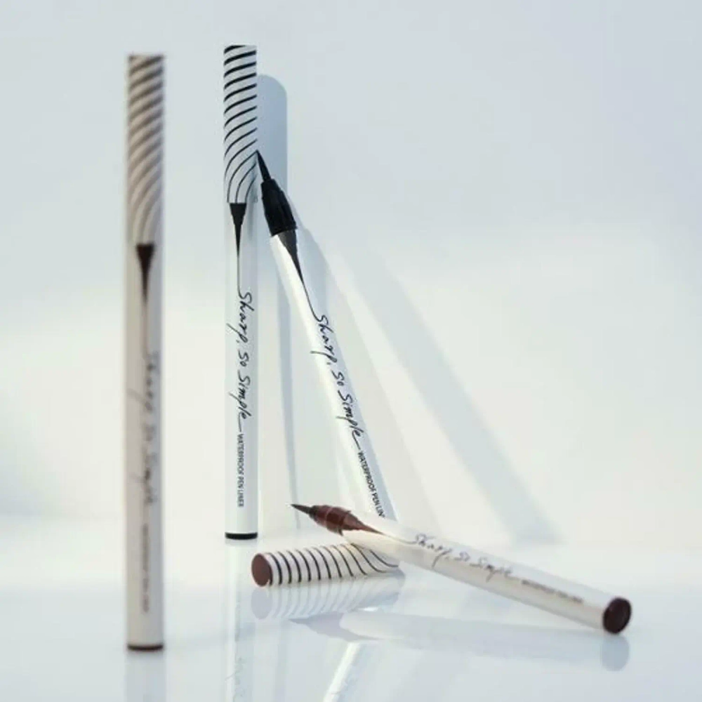 CLIO Sharp So Simple Waterproof Pen Liner