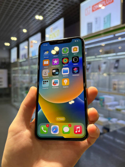 Apple iPhone X 64Gb Silver Б/У