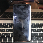 Дисплей iPhone XS. Замена разбитого стекла 5000. Екатеринбург.