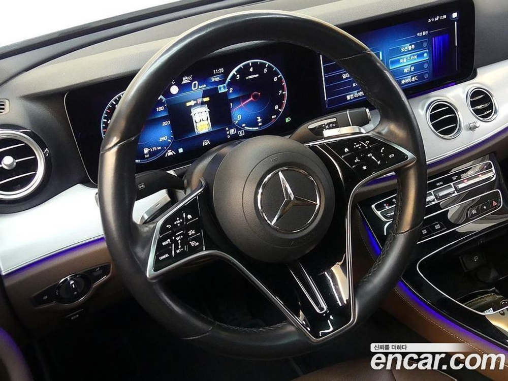Mercedes-Benz E-Class W213 E250 Avangarde (01.2021)