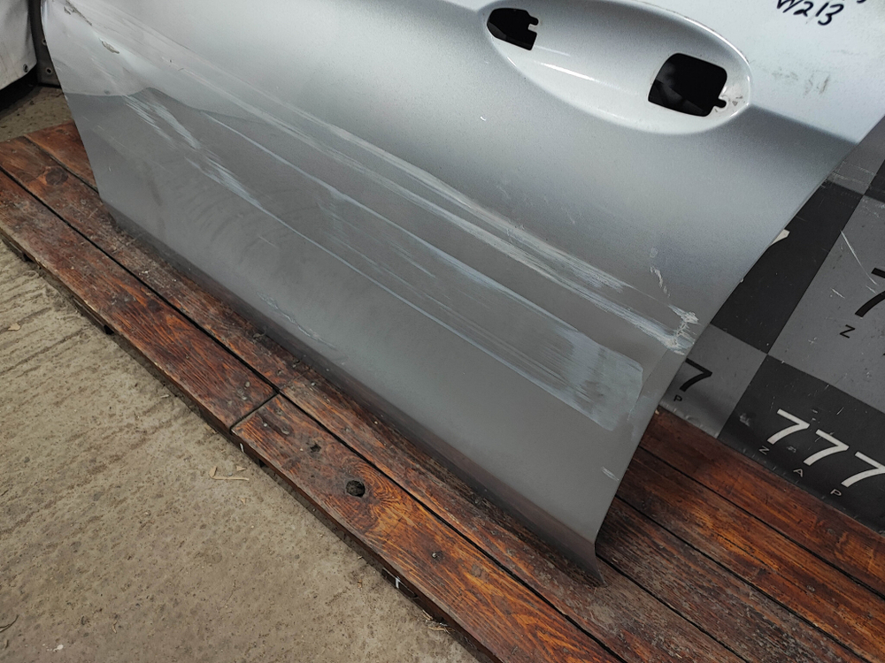 Дверь передняя левая Mercedes E (W213) 16-нв Б/У Оригинал A2137200105