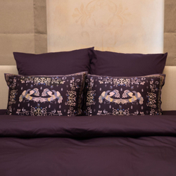 Наволочка 50x70 Mollen Мезенская роспись ежевично-черная шелковая