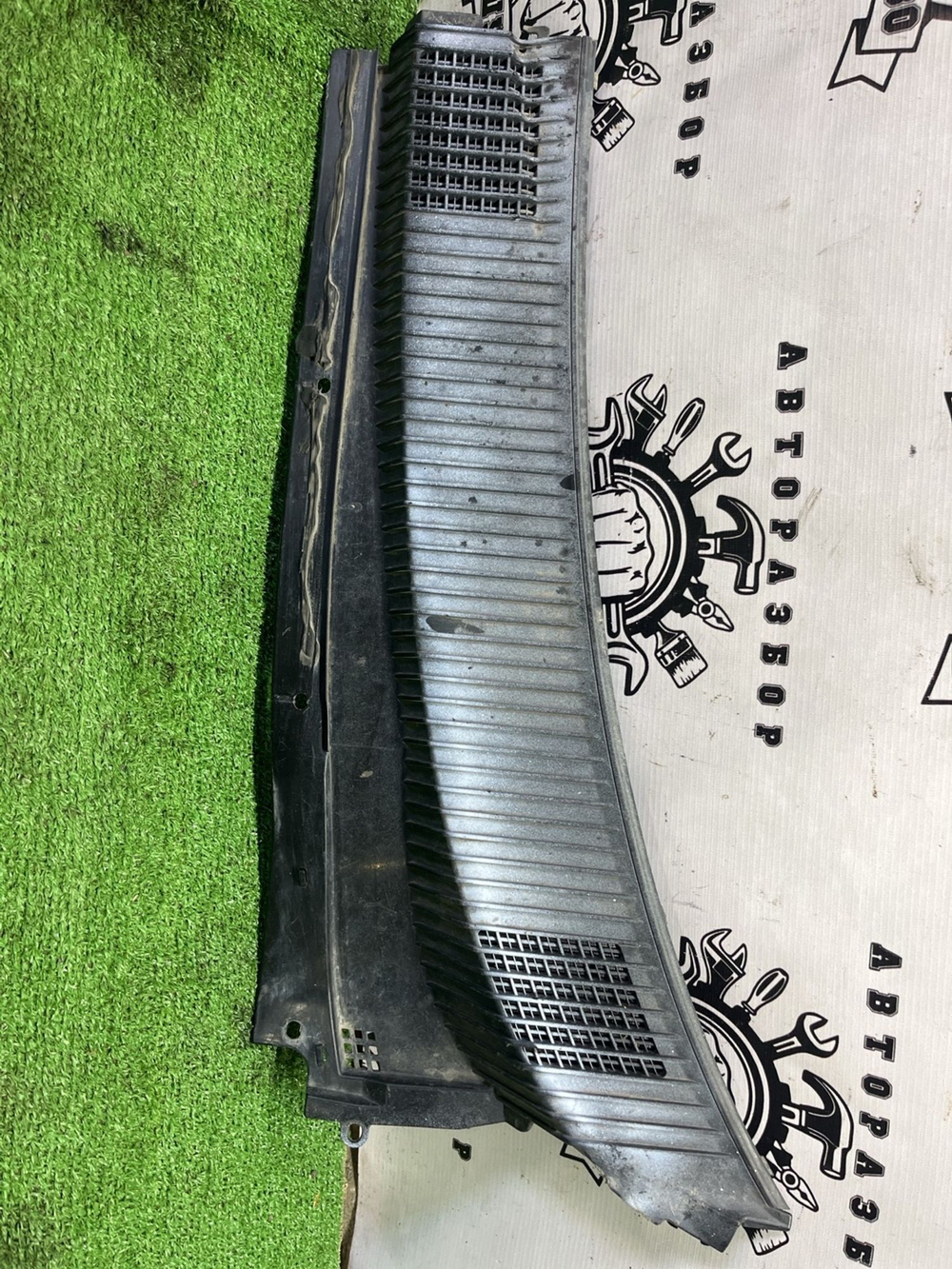 Жабо Toyota Gaia 1998 с пробегом
