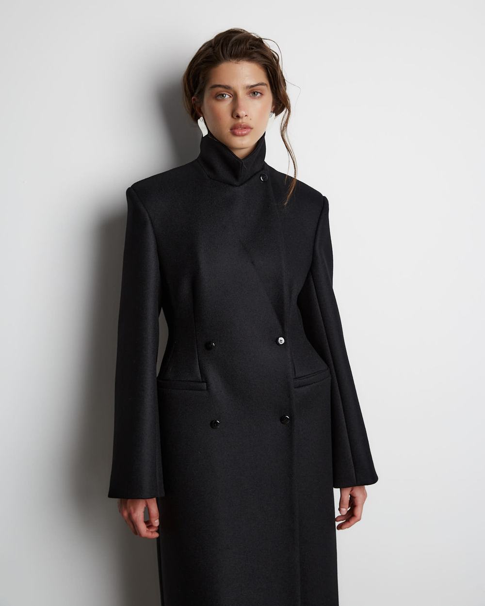 Пальто с формообразующими бедрами из шерсти Гуччи черный