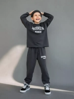 Костюм для мальчика спортивный в школу