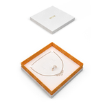 Футляр картонный остроугольный «Самба» 165x165x42 мм под колье.