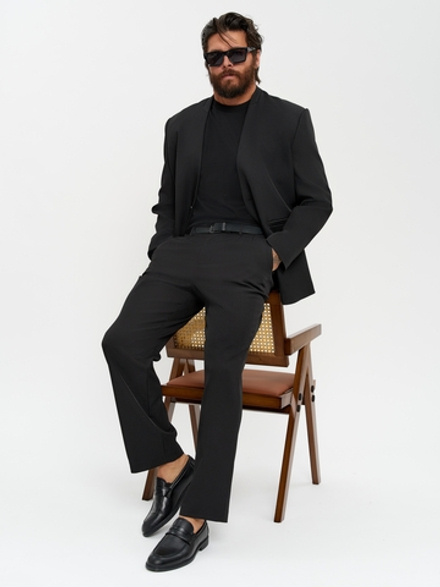 Однобортный костюм без ворота