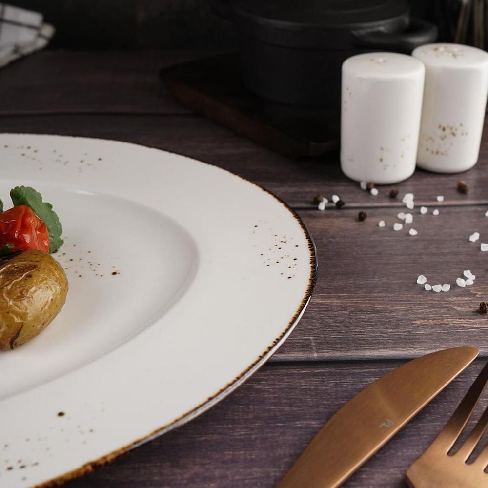 Блюдо овальное 36*27 см h2,5 см   Noble [1]