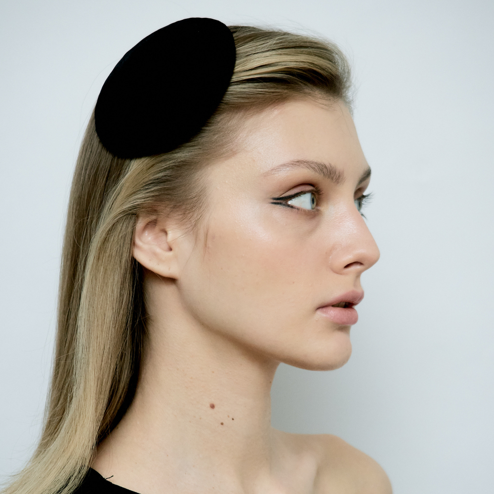 Полушляпка в форме таблетки