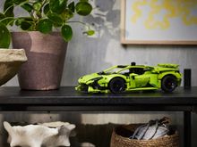 Конструктор LEGO Technic 42161 Lamborghini Huracán Tecnica