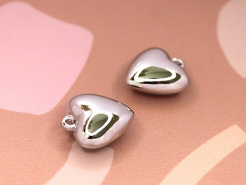 Подвсека сердце акрил 20 мм