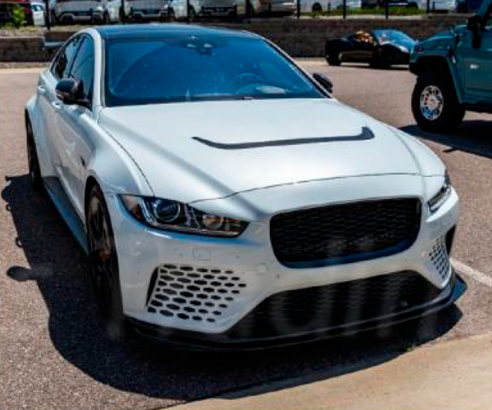 Карбоновый бампер для Jaguar XE 2015-2020+ Ягуар