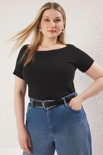 Черный облегающий камзол с вырезом лодочкой, вязаная блузка больших размеров TBBSS25AF00047