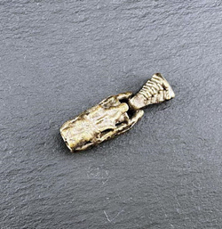 Подвеска. Череп змеи